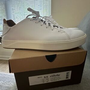 Mens Olukai Lae Ahi Li ILi size 9.5 casual or golf shoe